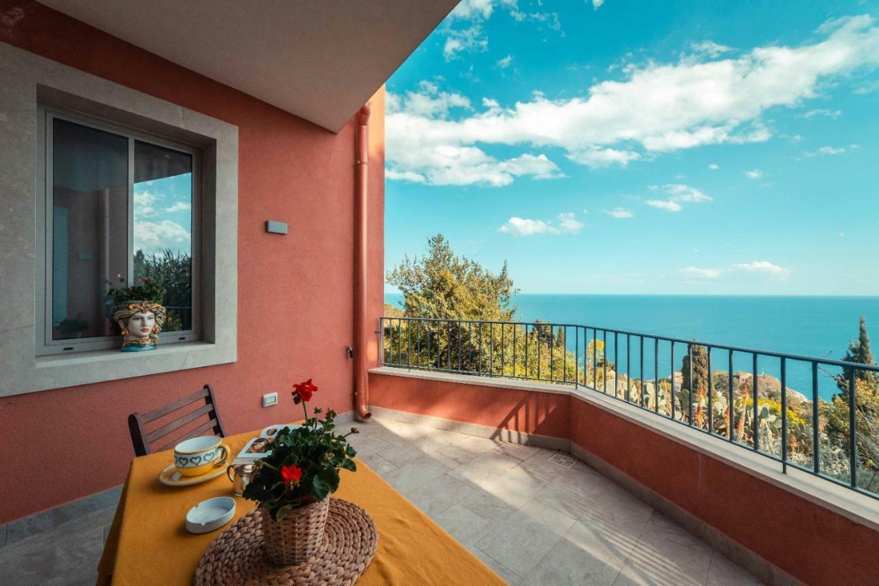 The Charming House Apartamento Taormina Exterior foto